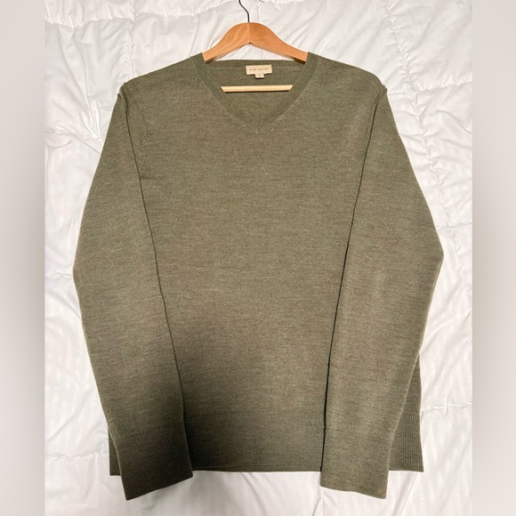 Size S Club Monaco 100% Wool Sweater - Picture 1 of 1